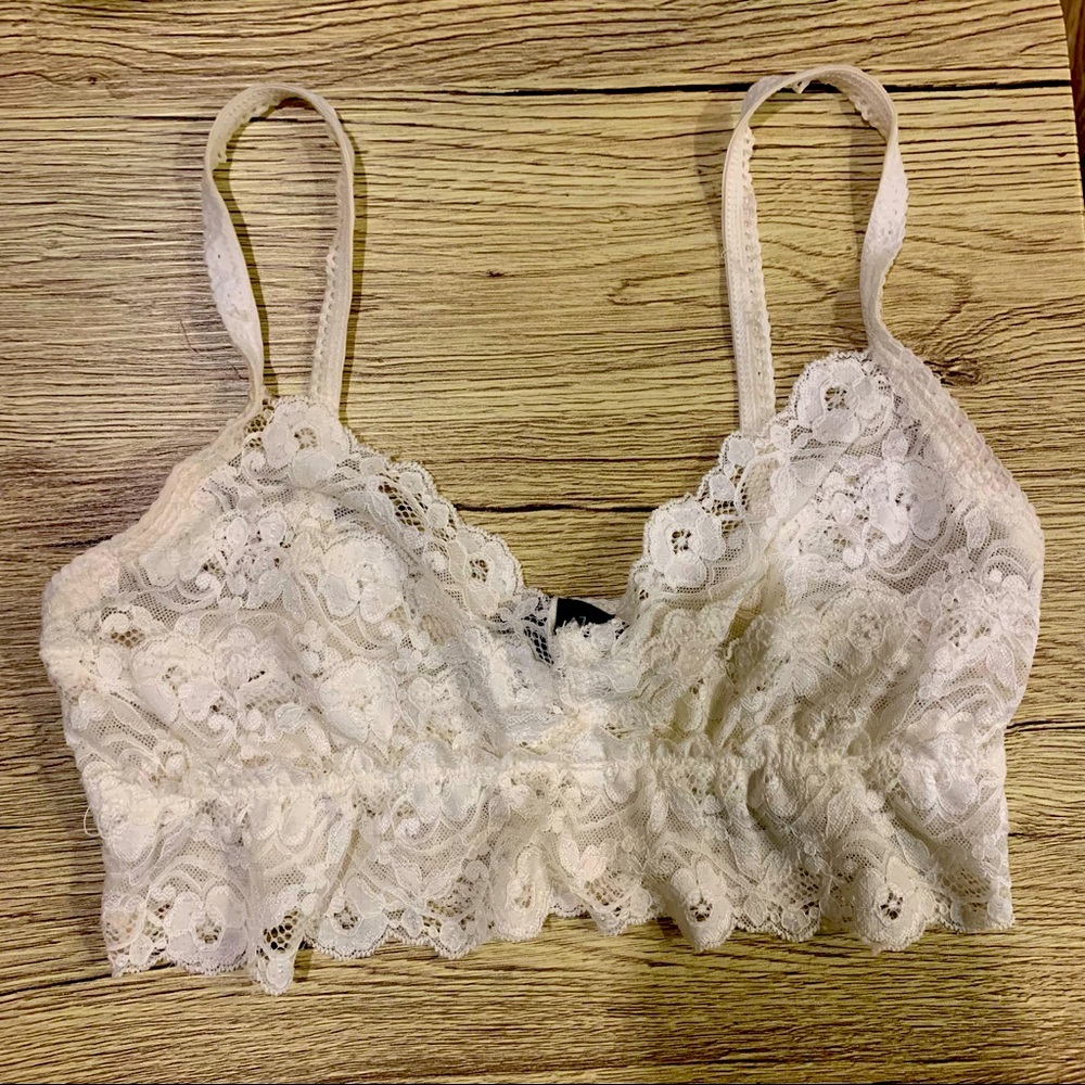 White lace bralette